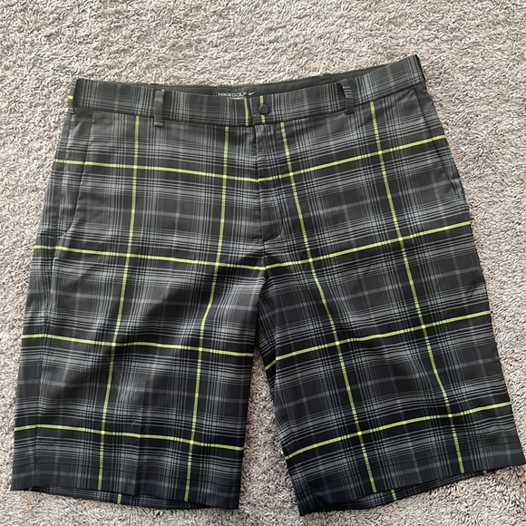 nike golf tour performance women's shorts